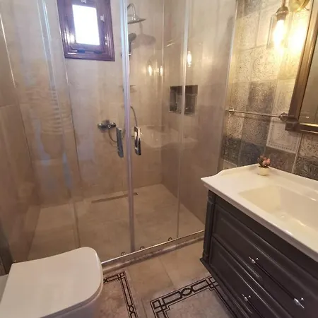 Buse Söğüt / Daily Weekly Villa Marmaris